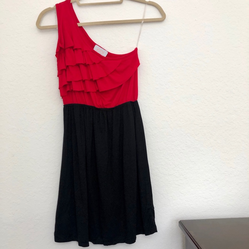 Cute, lightweight boutique dress 💃🏻